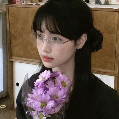 大撒金钱